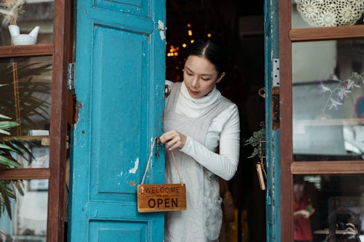 Unpacking the Financial Wizardry of Aisha Noreen, Moneyaisle Small Business Owner Extraordinaire