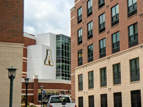 The Phantom Fandango: Taming the Elusive Higher Education Tail Spend
